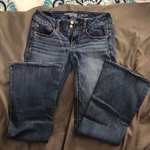 American eagle blue jeans